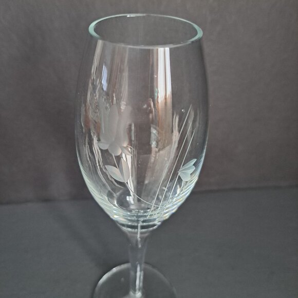 Etched Floral Fluted Champagne Glass Clear Vintage Stemware Elegant Toasting 8" - Picture 4 of 14